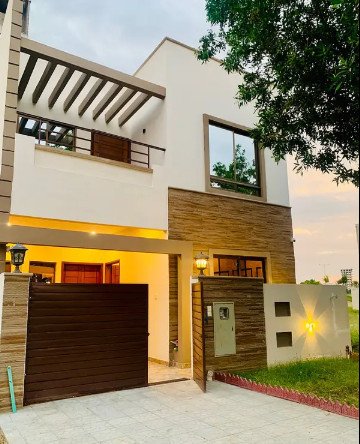 prime-location-125-sq-yards-luxury-villa-for-sale-bahria-town-karachi-03073151984-big-0