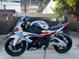 bmw-s1000rr-replica-2026-like-new-powerful-sports