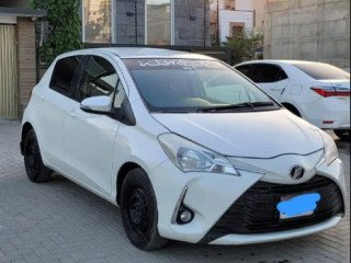 toyota-vitz