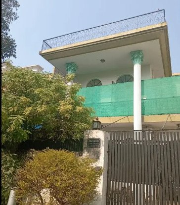 investors-dream-35x70-plot-with-old-construction-house-in-g-101-islamabad-big-0
