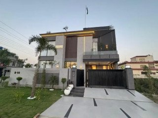 10-marla-brand-new-bungalow-for-sale-in-lake-city-meadows-ex-state-life