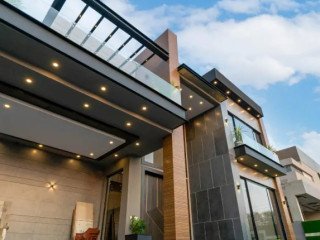 1-kanal-modern-luxury-residence-with-high-end-living-standards-house-for-sale