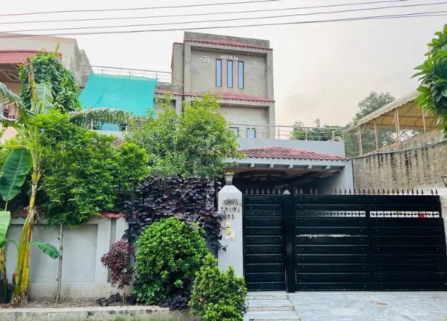 your-ideal-10-marla-house-has-just-become-available-in-marghzar-officers-colony-big-0
